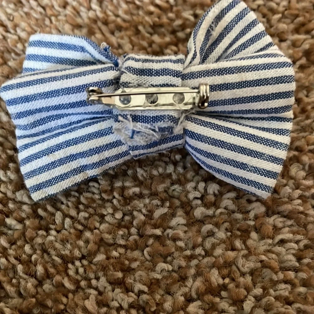 Boy toddler blue and white seersucker bow tie